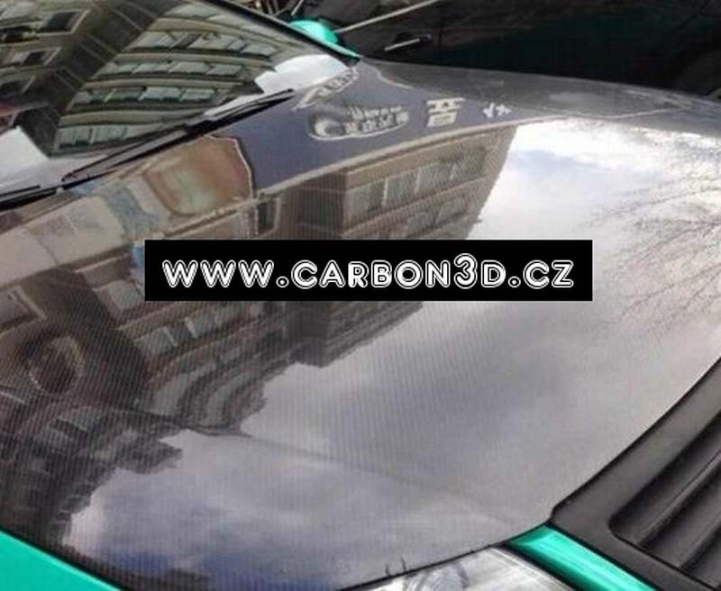 Černý extra lesklý 3D karbon 152cm x 3m