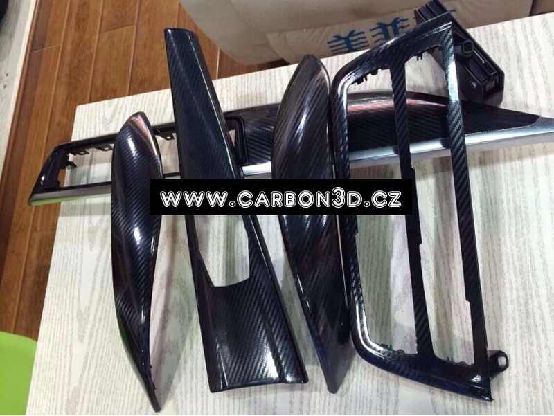 Černý extra lesklý 3D karbon 152cm x 3m