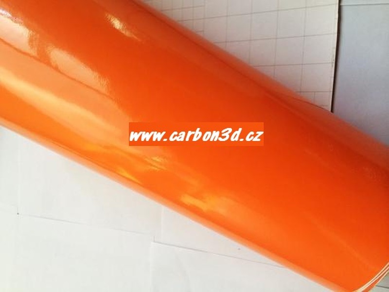 LESKLÁ ORANŽOVÁ 3D FOLIE S KANÁLKY V LEPIDLE 152cm x 10m
