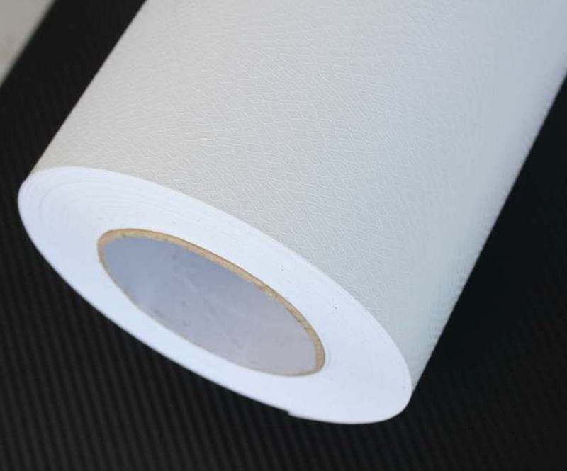 Bílá samolepicí folie s imitací hadí kůže 152cm x 5m