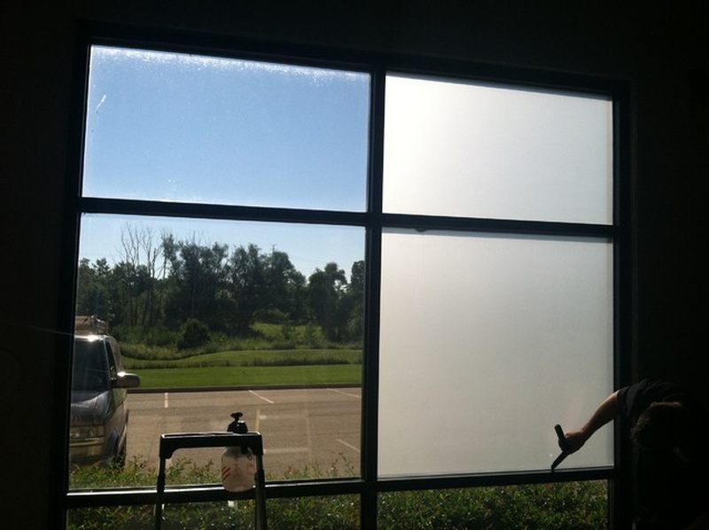Privátní stínící folie na sklo (Tranparent) 1.22m x 50m
