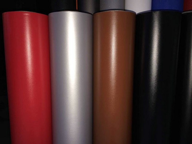 ČERVENÁ SAMOLEPÍCÍ PVC FOLIE S IMITACÍ KŮŽE - 152cm x 1m