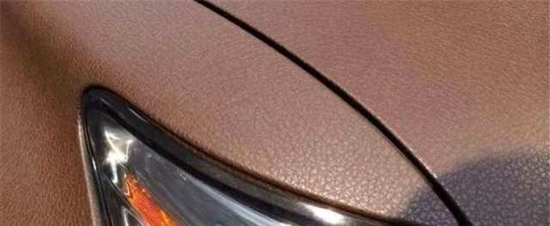 ČERNÁ SAMOLEPICÍ PVC FOLIE S IMITACÍ KŮŽE - 152cm x 20cm