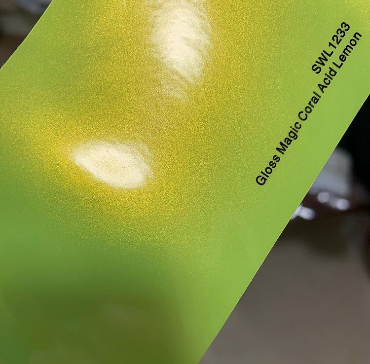 Premium lesklá Acid Lemon Magic 1.52m x 18m