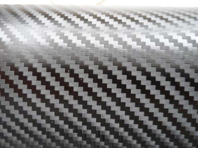 ČERNÁ 3D KARBON CARBON FOLIE S KANÁLKY V LEPIDLE 152cm x 30m
