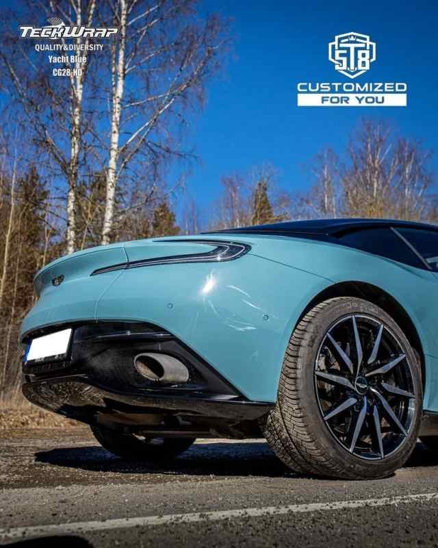 Super lesklá Teckwrap Yacht Blue 1.52m x 18m