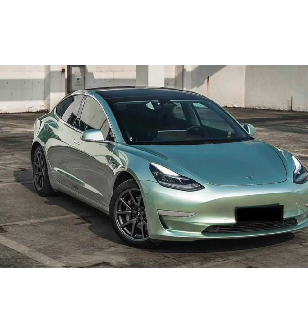 TPU Liquid Metal Grise Cyan (Suchá instalace) 1.52m x 15m