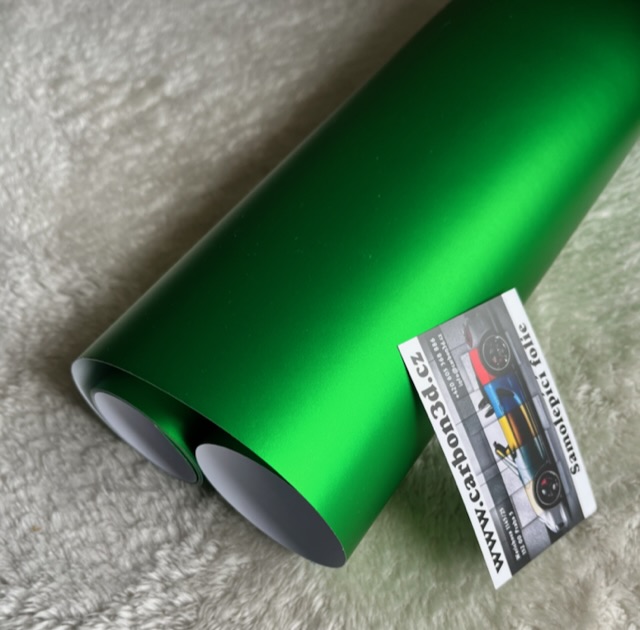 ZELENÁ MATNÁ CHROM METALICKÁ 3D FOLIE - 152cm x 5m