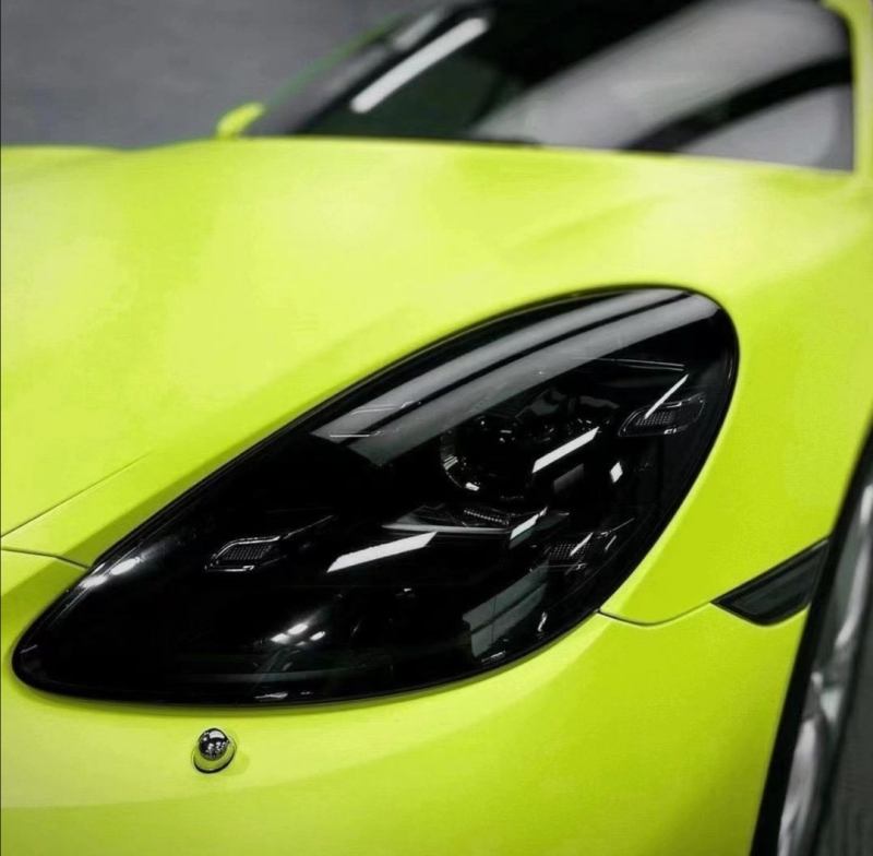 Fluorescentní žlutá ultra matná Luxury Series PET 1.52m x 18m