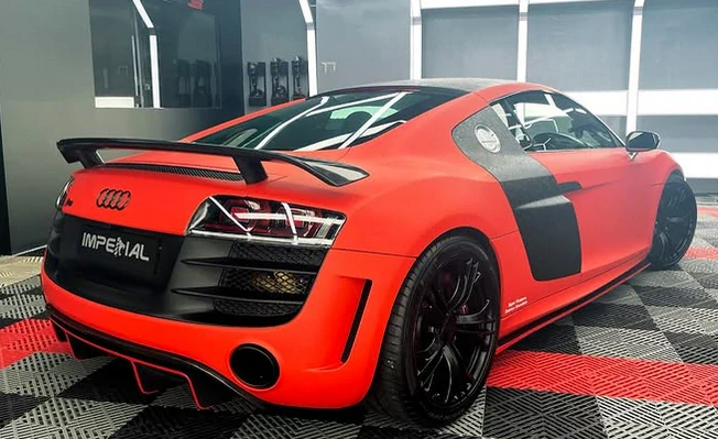 Červená Matná Extinction Ferrari Red 1.52m x 18m