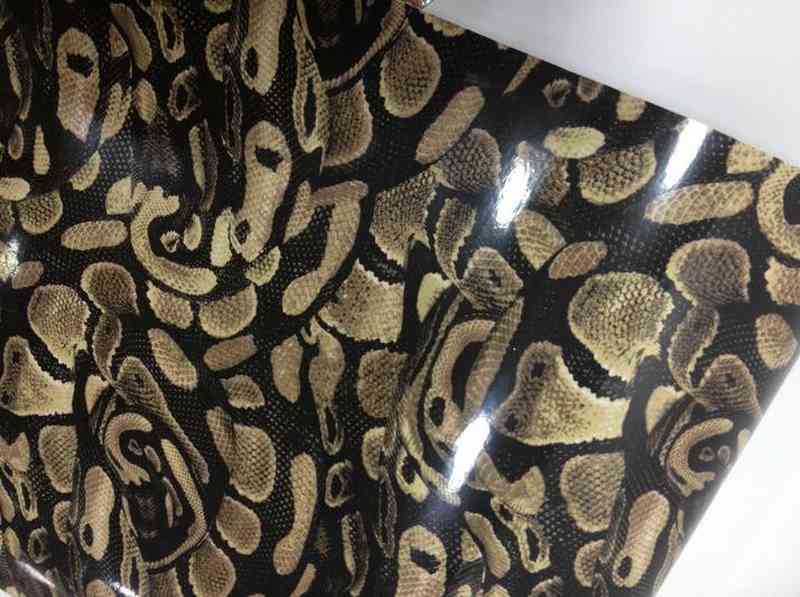 Samolepící 3D folie - lesklý had - 152cm x 5m