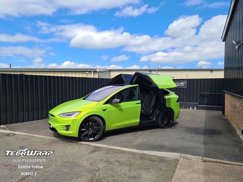 Teckwrap Satin Chrome Lemon Yellow 1.52m x 18m