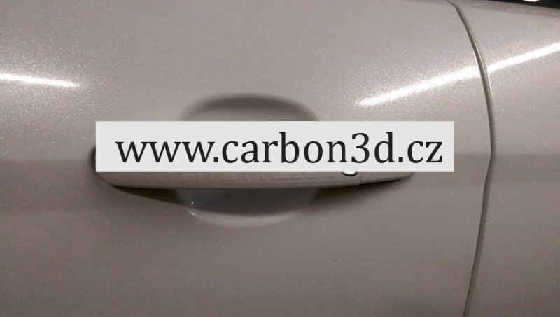 BÍLÁ LESKLÁ METALICKÁ 3D FOLIE 152cm x 10m