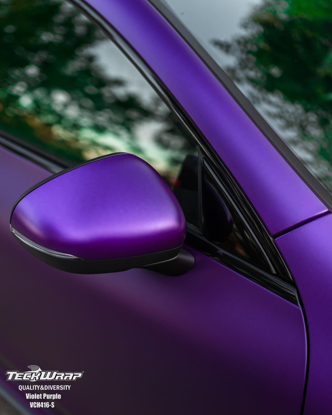 Satin Chrome Violet Purple 1.52m x 18m
