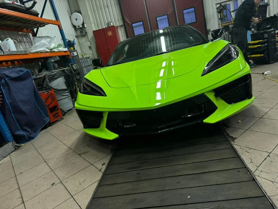 Ultra Gloss Apple Green 1.52m x 18m