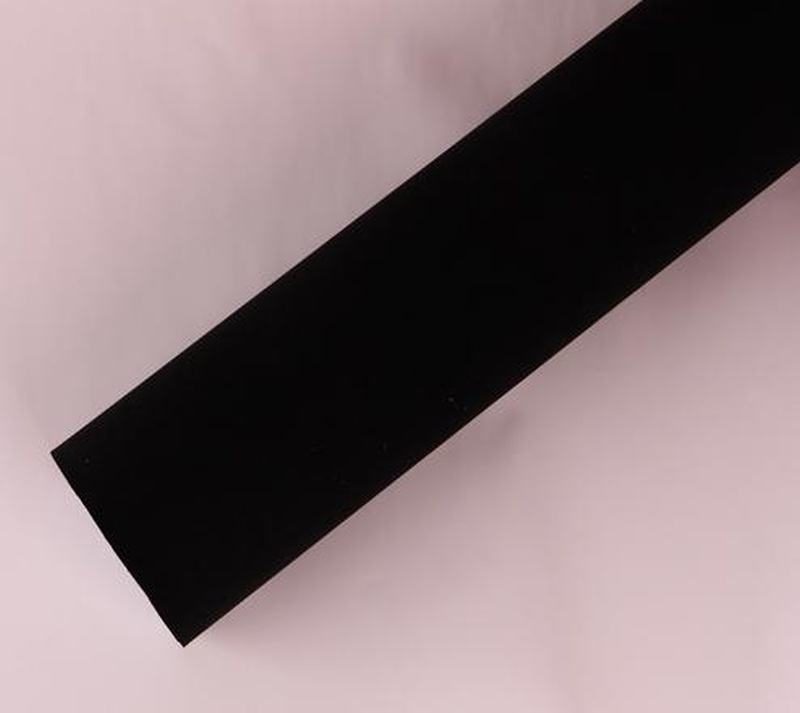 ČERNÁ SEMIŠOVÁ SAMOLEPÍCÍ 3D FOLIE 135cm x 30cm