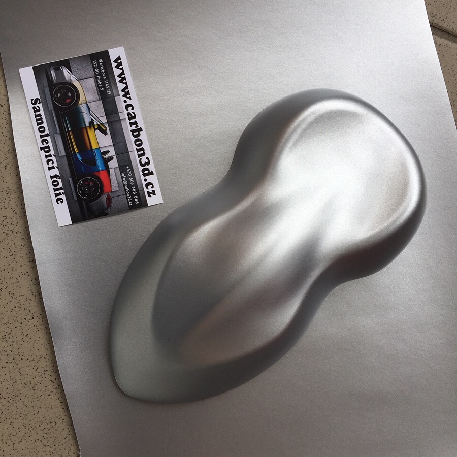 STŘÍBRNÁ MATNÁ CHROM METALICKÁ 3D FOLIE 152cm x 1m