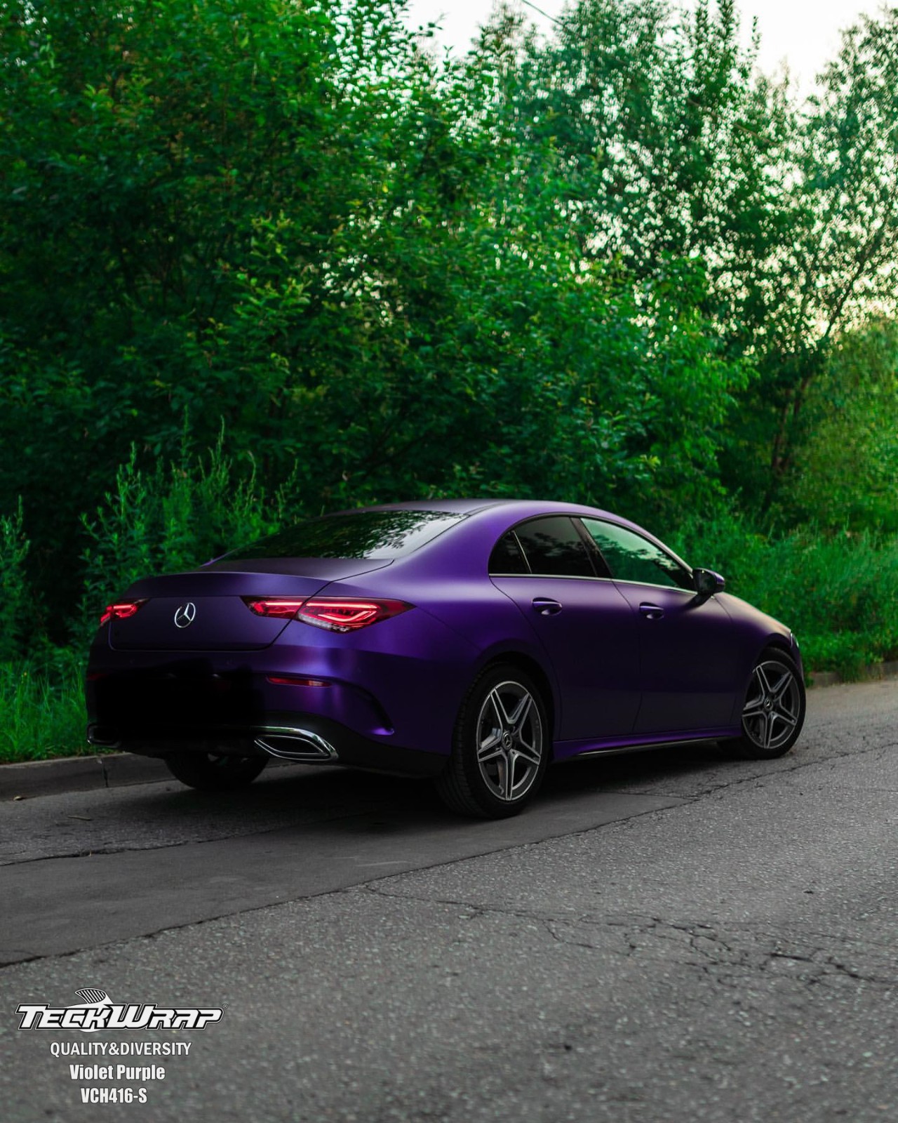 Satin Chrome Violet Purple 1.52m x 18m